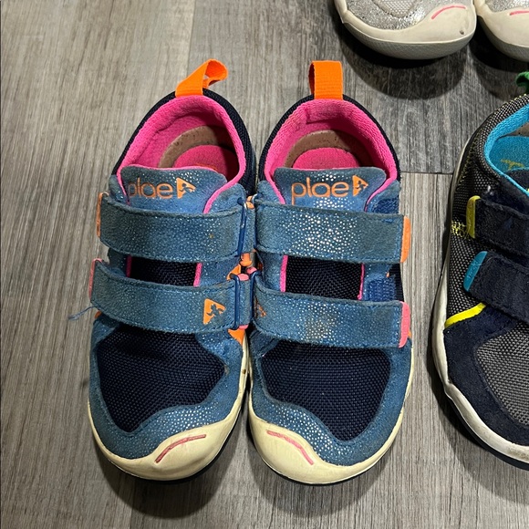 Lot of 2 PLAE Ty size 9 and 1 size 8.5 - Picture 2 of 10